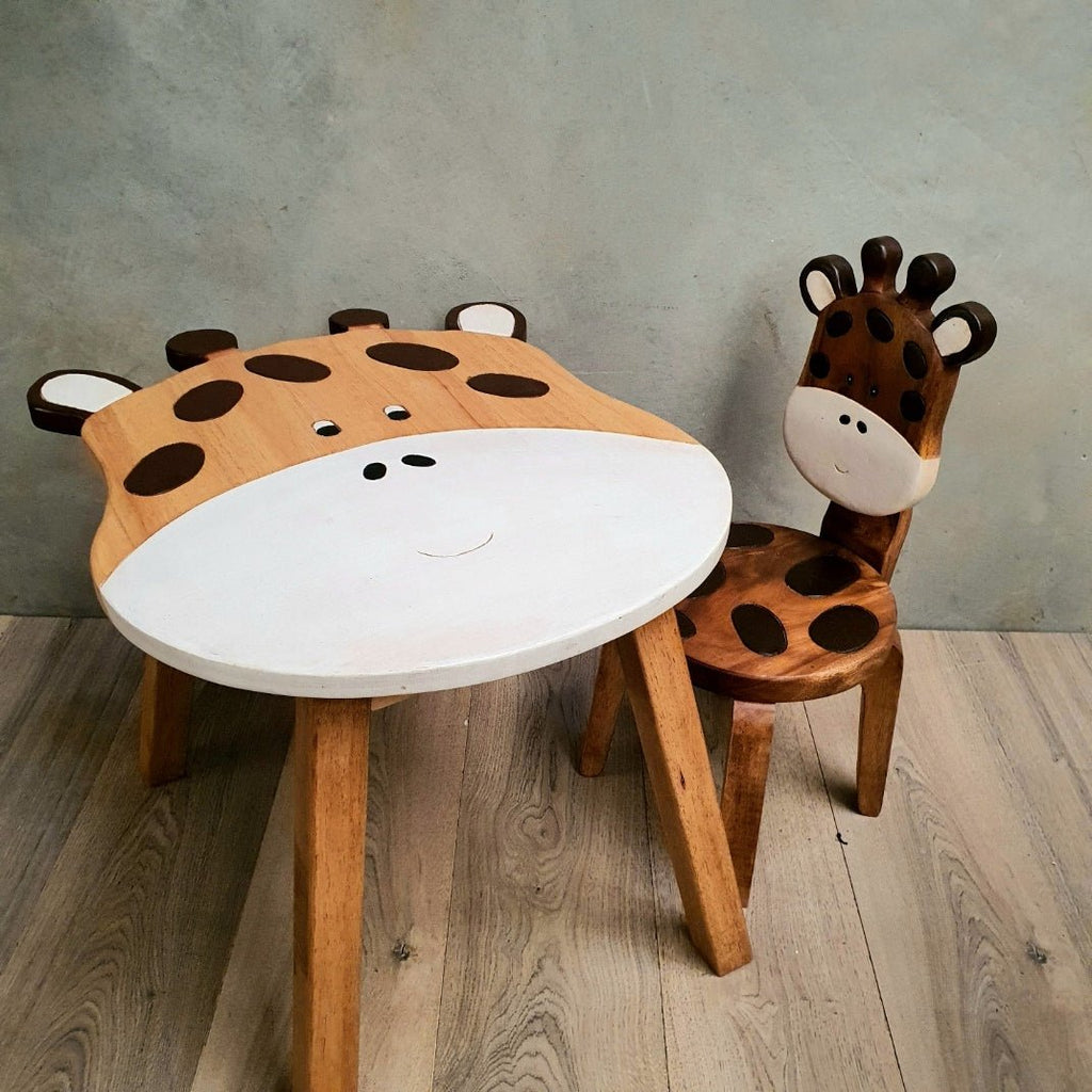 Giraffe Table + Chair Set - Kid Topia